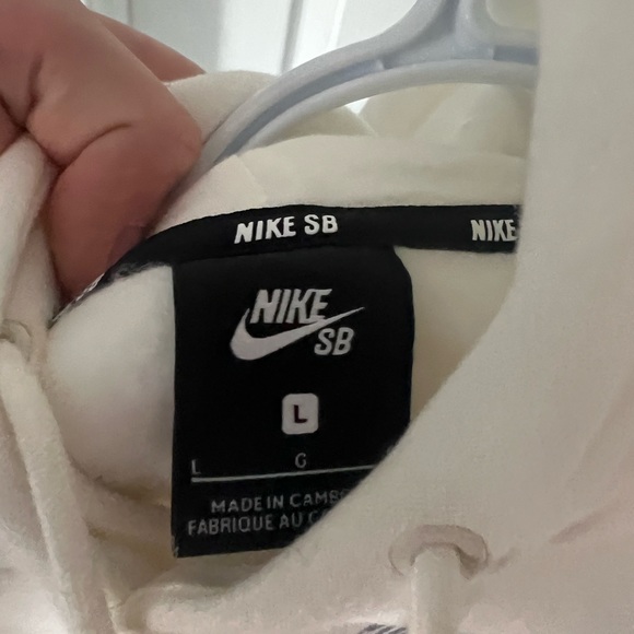 Old clothes for sale - Picture 6 of 15